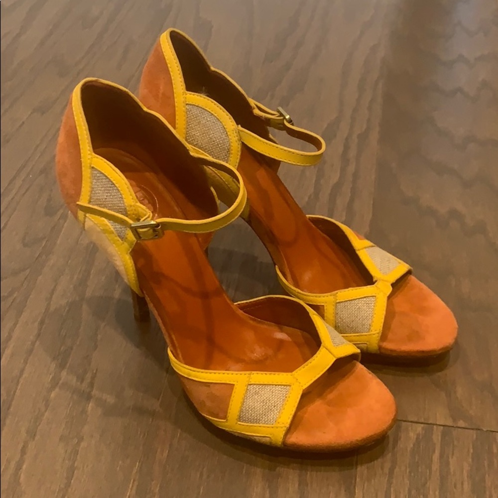 Tory Burch Yellow/ Gray and Rust Heel Size 9.5